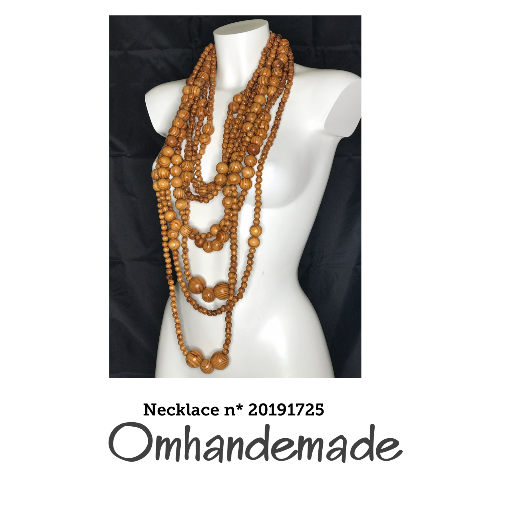 20191689 Collana lunga multifilo boho schic nocciola con elementi in legno e chiusura in pelle - OmhandEmade